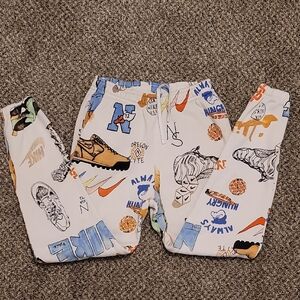 Nike Kids Graphic Print Joggers - White and Multicolor